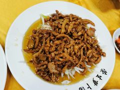 京酱肉丝-荣生萝卜汤饭店