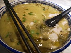 -轻捞慢起面馆(新世界百货店)
