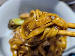 -内蒙焖面大盆骨餐馆(山大路店)