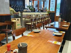 -8PINTS八品脱·日料·烧鸟·精酿小酒馆(莘庄店)