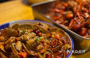 Stir-fried Clams with Wine