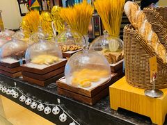 -亚龙湾希尔顿自助餐厅·海鲜·烧烤·沙滩BBQ·现场乐队