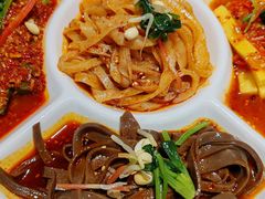 小吃五拼-令氏家外家周秦食府(高新店)