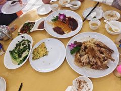 -鹏城人家海鲜酒家·23年老字号(较场尾店)