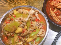 香锅蛙-老闵田螺馆·南昌特色小炒(梦时代店)