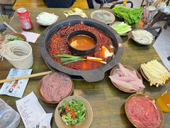 -黄潇洒老火锅(九眼桥宏济巷店)
