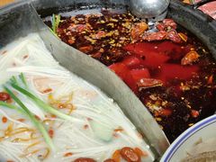 -周小明火锅(黑金冠社区店)