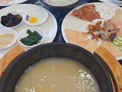 -桥香园过桥米线(国贸店)