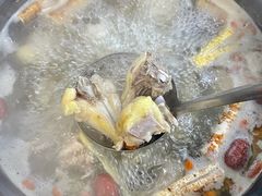 -濠轩阁特色生蚝火锅(水湾路店)