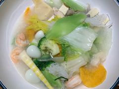 -万记麻辣烫国展总店