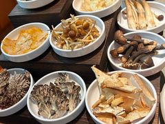 -菌自在·云南野生菌火锅(长安万达店)