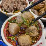 这是哪家开业就这么多人排队？