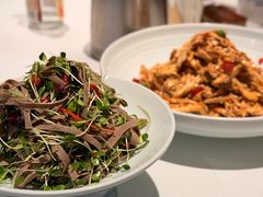 香椿苗拌黑豆腐丝-北平楼·烤鸭·北京菜(牡丹园店)