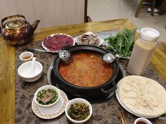 -乳仔牛牦牛汤锅 烤羊排(松潘古城店)