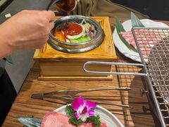 厚切牛舌-明洞阿姨·韩式酱蟹烤肉·创意料理(三元桥店)