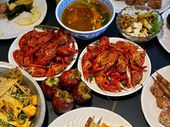 -涨巢·潮玩水疗局