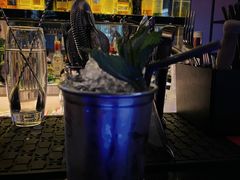 -TINY BAR