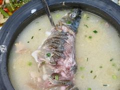 -土砂锅生态山庄·非遗砂锅雅鱼