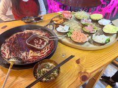 -乐闹闹重庆火鍋(民治店)