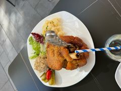 -Brotzeit博璨德国啤酒餐厅(亮马桥官舍店)