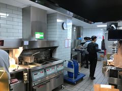 -麦当劳(新达汇三林店)