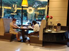 -必胜客(WOW西丽店)