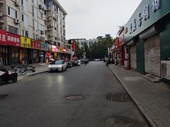 -闫家驴肉老店(华电一校店)