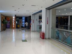 -YOGO优果密室逃脱(新佳丽广场店)