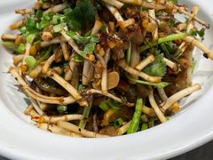 -野山舂·贵州现舂酸汤牛肉(民生路店)