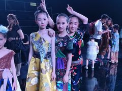 -潮童星少儿模特时尚中心(黄浦博荟广场店)