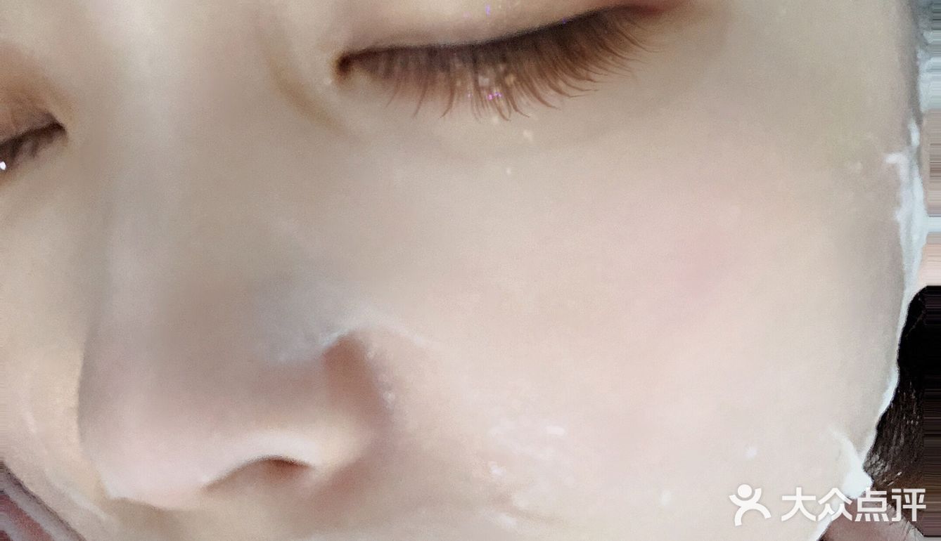 （能把一脸爆痘去的那么自然美 爱啦 爱啦）