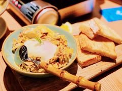 滇南杂菌配酸面包-山野板扎·云贵川Bistro(上海首店)