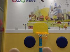 -想象乐创意早教托育中心(殷高西路店)