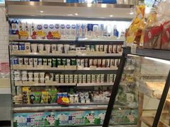 -光明牛奶棚(南泉店)