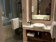 -上海龙之梦万丽酒店