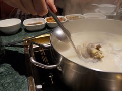 -捞王锅物料理(上海世茂广场店)