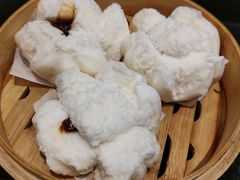 叉烧包-高第街56号港式餐厅·精选(世茂广场宽厚里大明湖店)