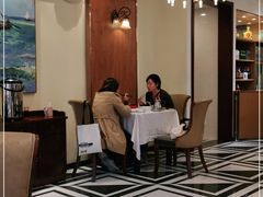 大堂-老人和饭店(淮海中路店)