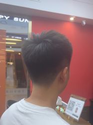 -贝勒爷专业男发