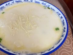 -雪琴面馆富安特色鱼汤面(城中花园店)
