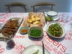 -老班长·小龙虾·鲜货烧烤大排档(金街美地店)