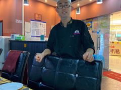 -利昂法式铁板主题餐厅(新奥购物中心店)