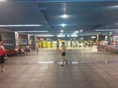 刚入场-越秀山游泳场