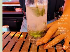 -星巴克臻选(上海合生汇1F店)