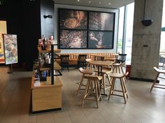 -星巴克臻选(郑州中原万达店)
