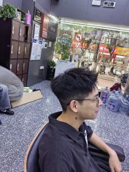 -藤野造型专业烫染接发