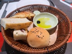 餐前面包拼盘-EATALIA意塔利意式餐厅(鼓楼店)