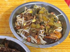 -灵山卢梅燕粉店