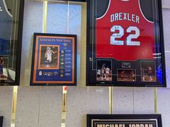 -二酉书店TOYOU BOOKS