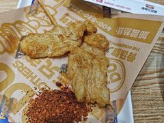 -魔都三兄弟酸辣粉·蘸卤炸串(虹桥万科店)